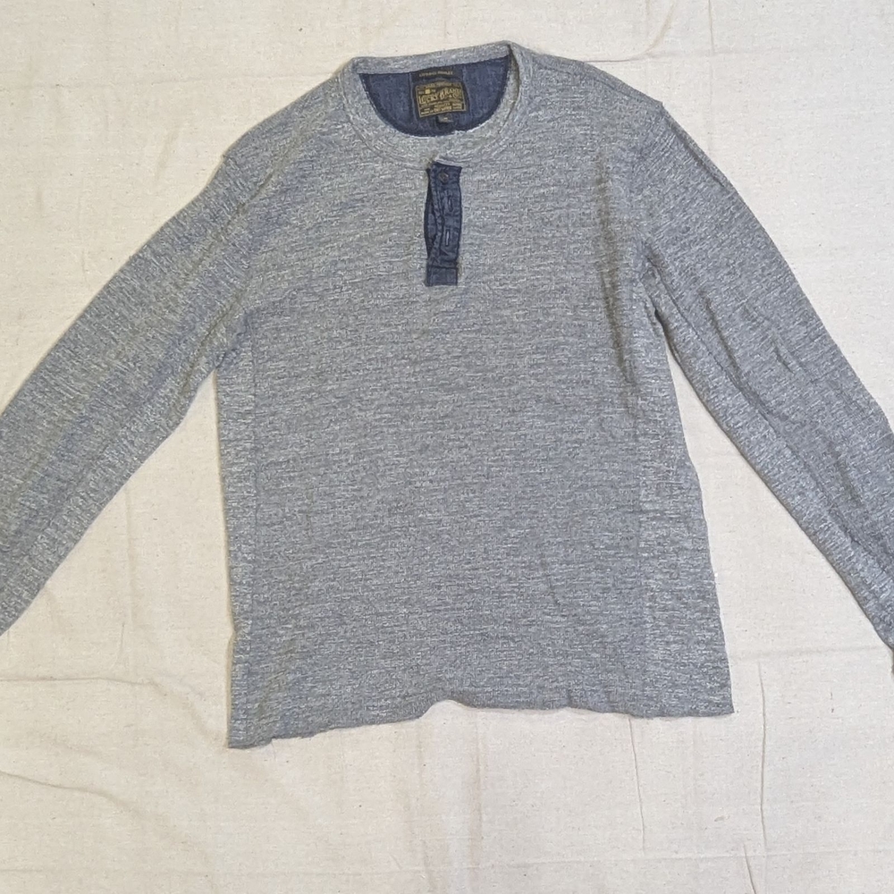 Lucky Brand Heather Gray Long Sleeve Shirt